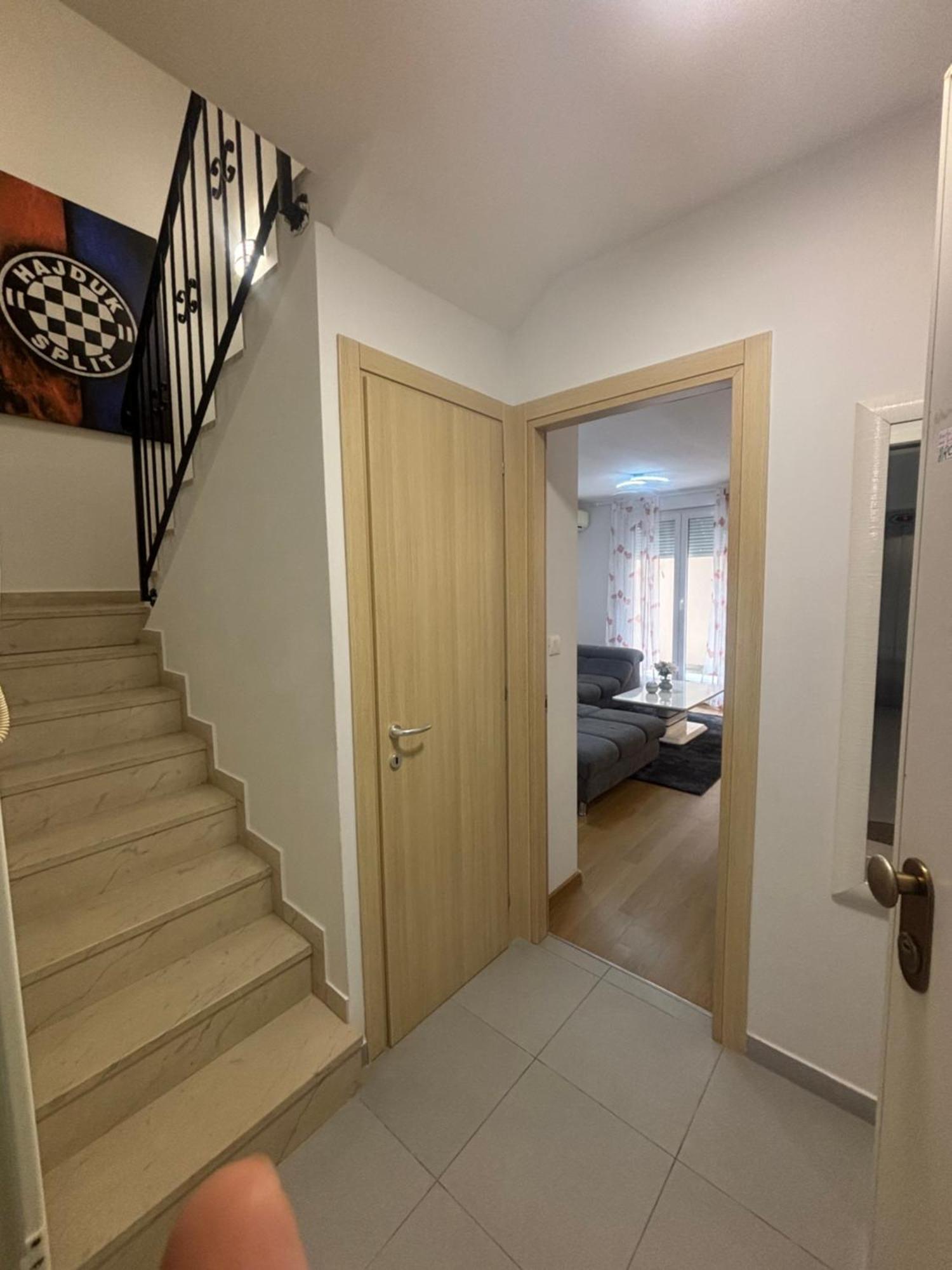 Apartment Dalmatinos Split Znjan Kültér fotó