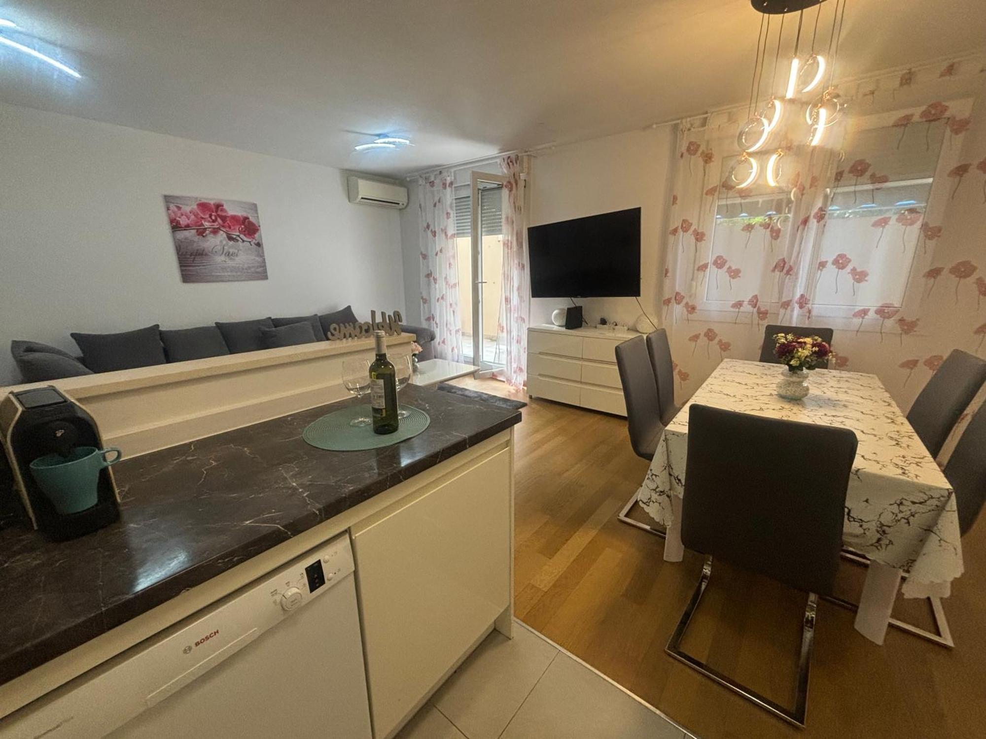 Apartment Dalmatinos Split Znjan Kültér fotó