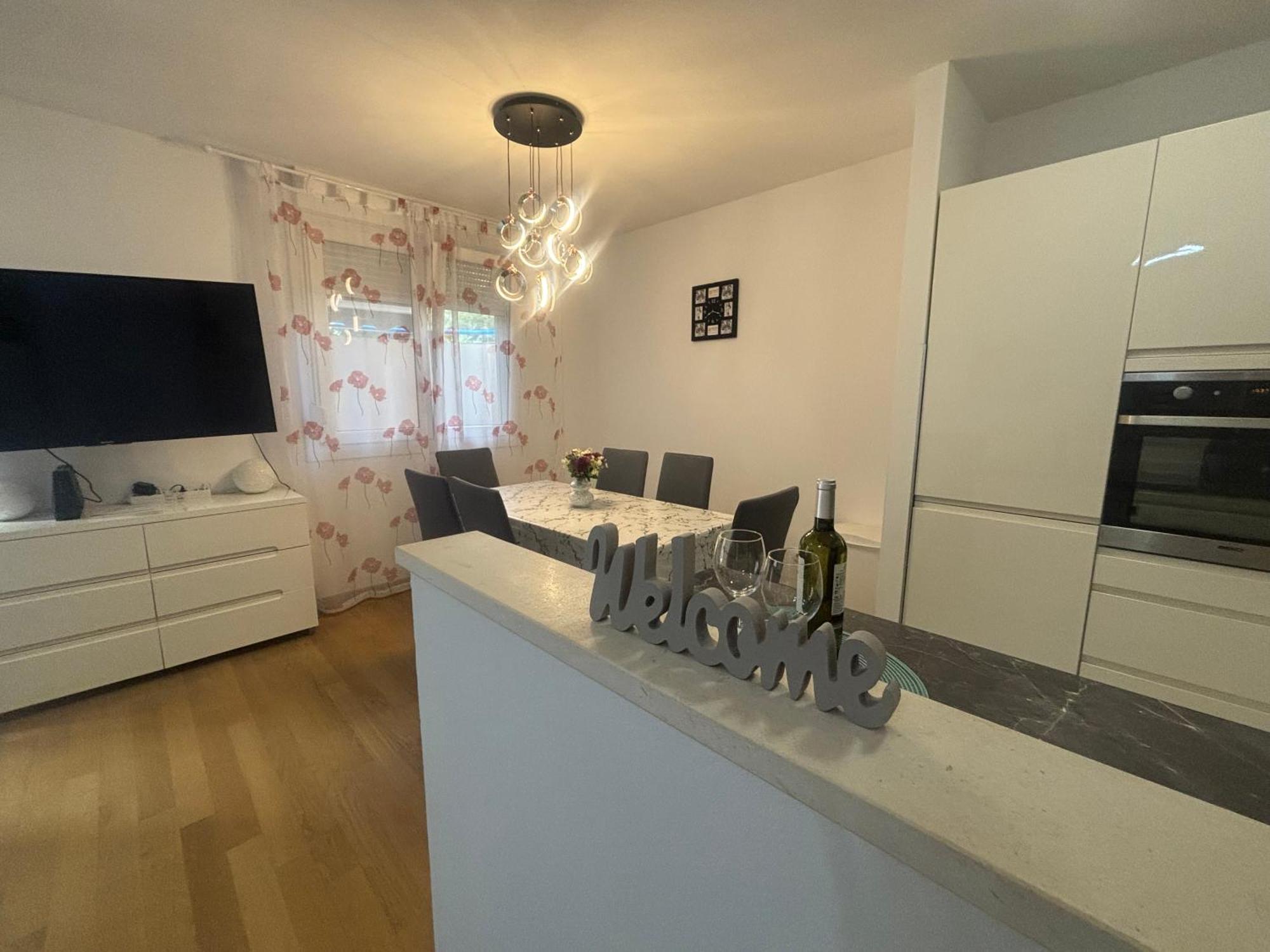 Apartment Dalmatinos Split Znjan Kültér fotó